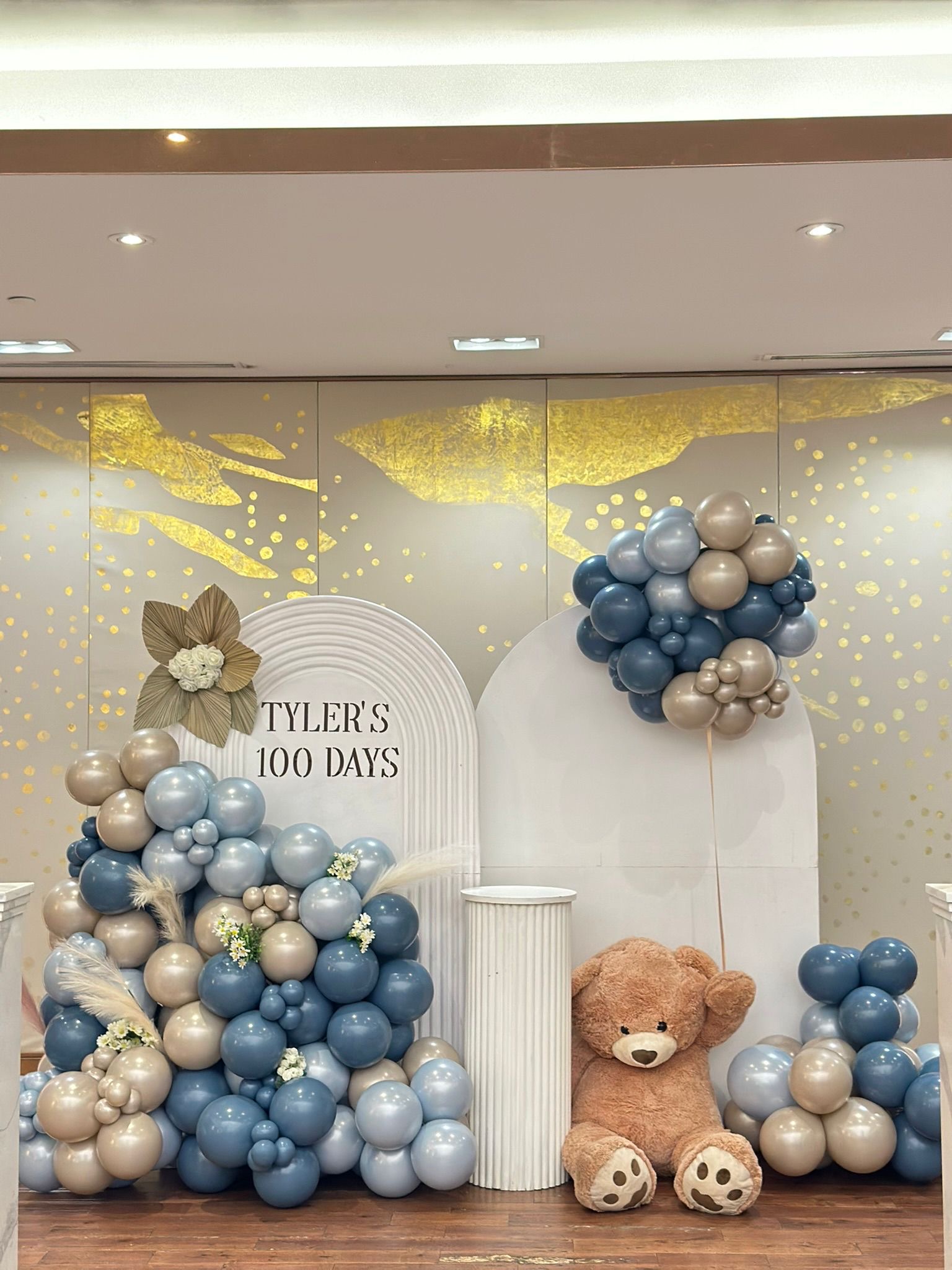 Kids Birthday decor by Decor by JD
